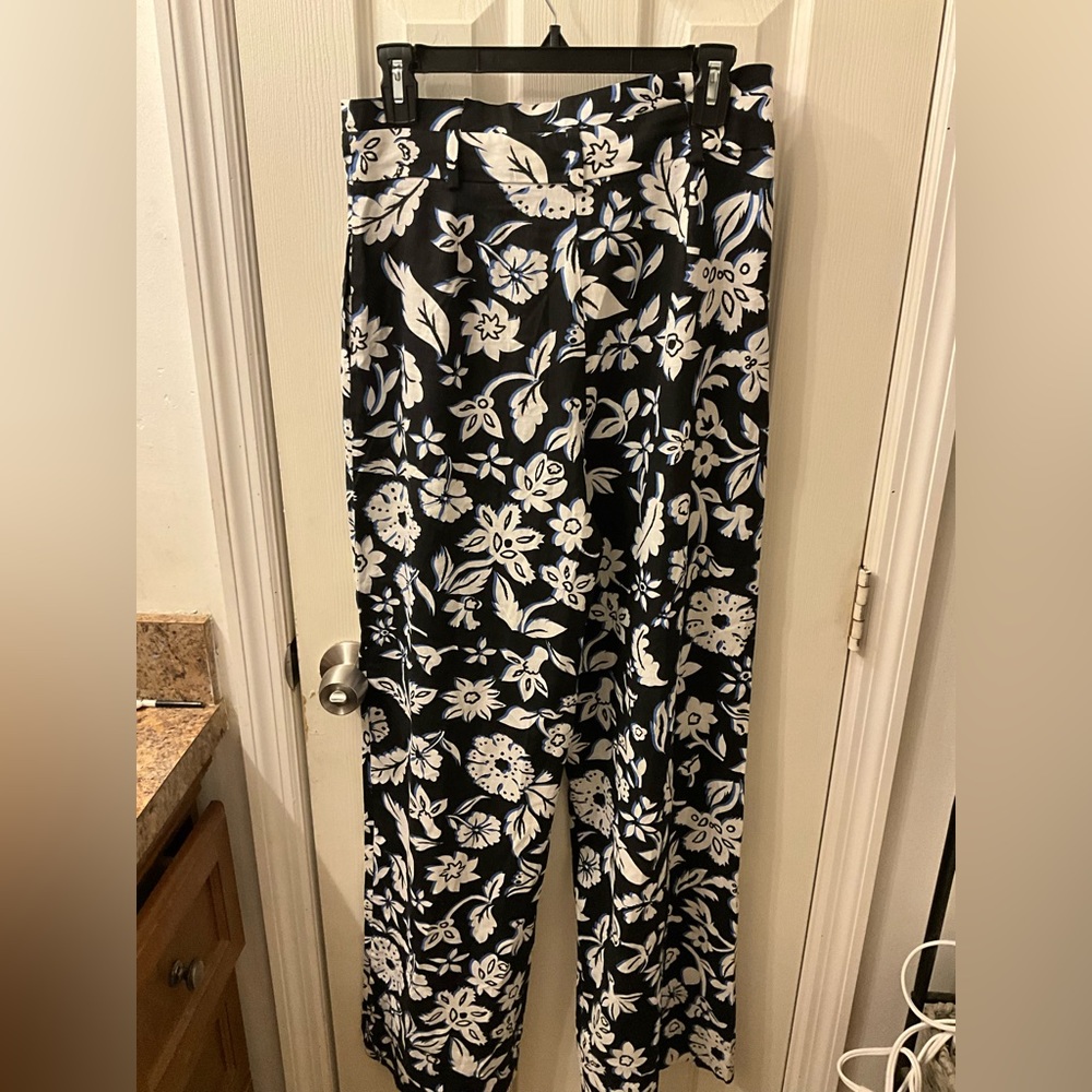Zara Floral linen pants Size M NWT